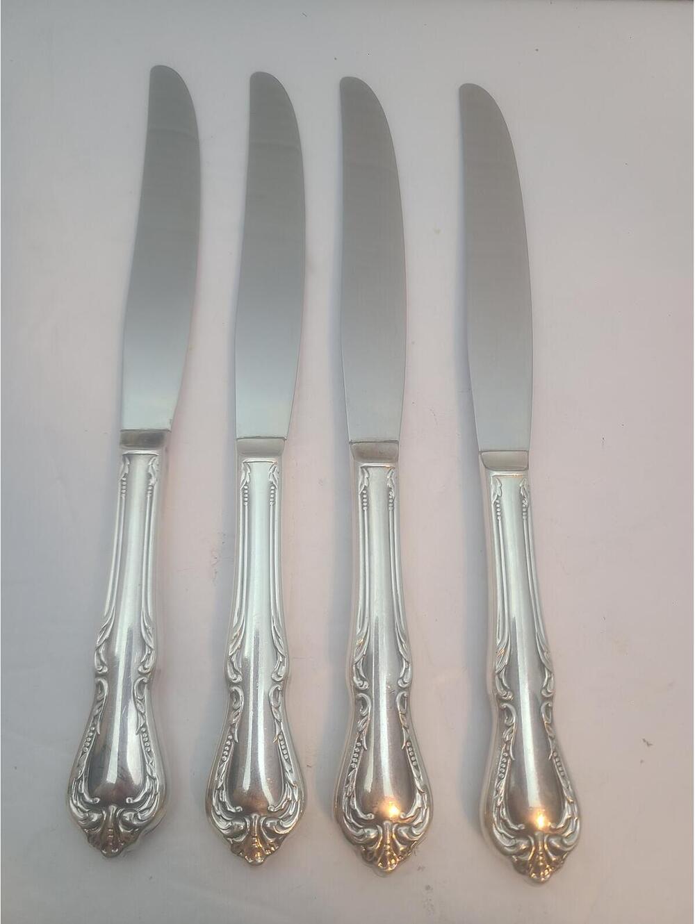 Set of 4 Oneida WM A Rogers Chalice Harmony Pattern Silver Plate Dinner Knives